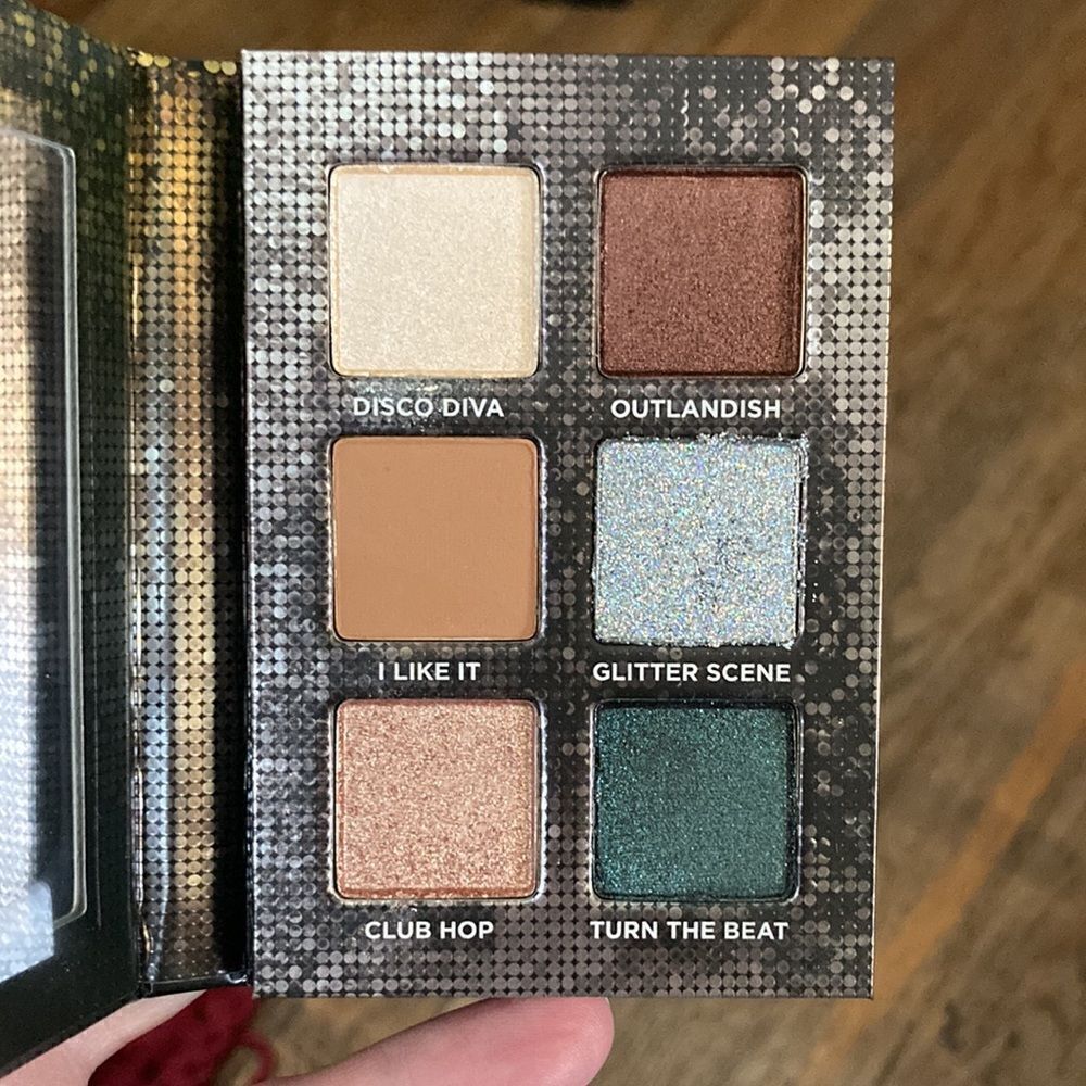 Urban Decay Boogie 70’s Eyeshadow Palette